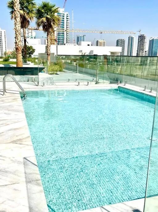 Elegante Vue Parc Et Piscine Au Coeur De Jvc Apartment Dubai
